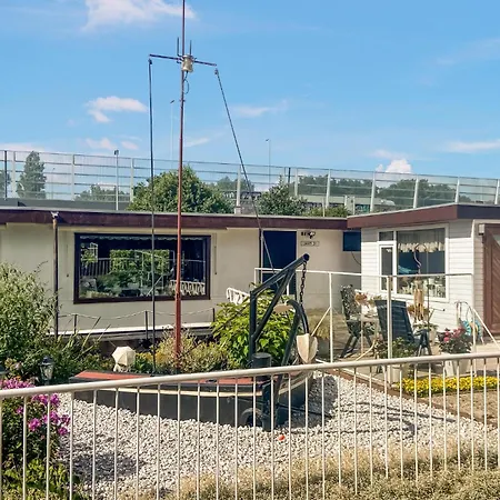 Beautiful Ship-boat In With Wifi And 2 Bedrooms * Rotterdam