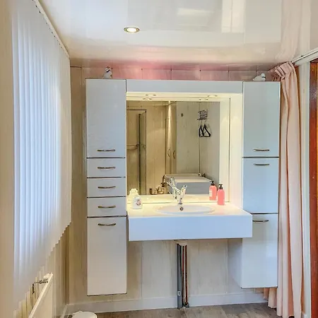 Beautiful Ship-boat In With Wifi And 2 Bedrooms * 로테르담