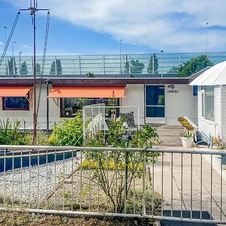 Amazing Ship In With Wifi 3* Róterdam